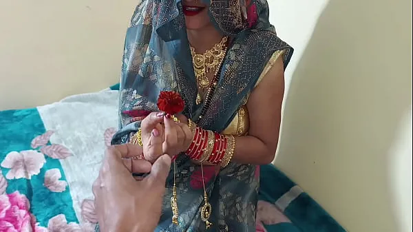 XXX 妈妈祝贺新年 2025：露骨的印度嫂子免费音频色情视频